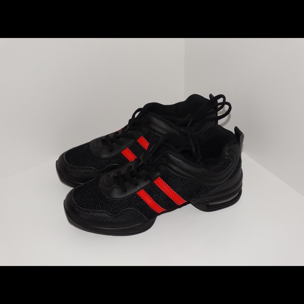 Laypoo Dancing Shoes Men’s Size 7 NEW